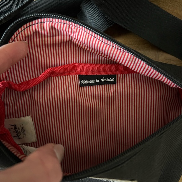 Herschel Supply Co - Hip Pack - Picture 2 of 2